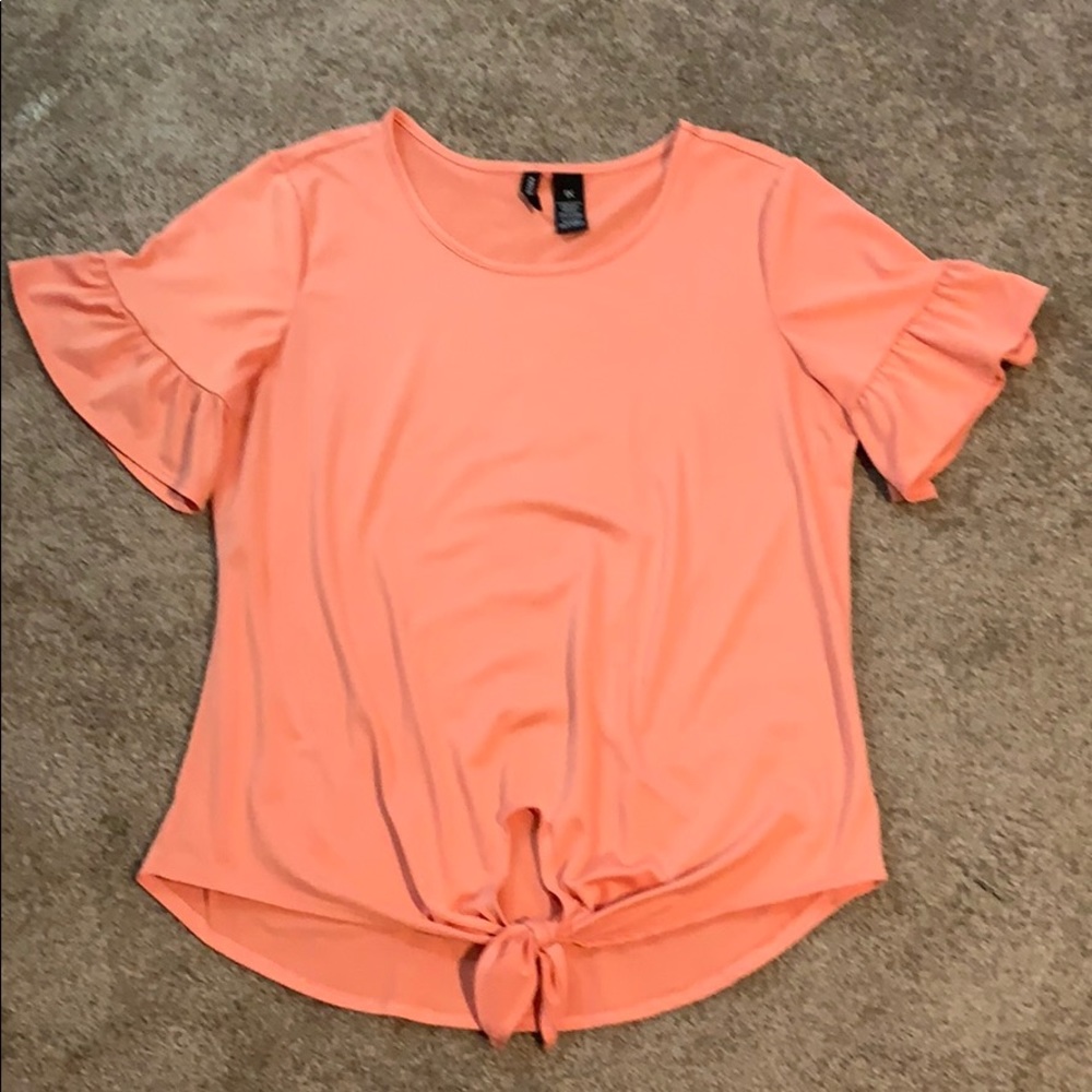 Bell sleeve blouse